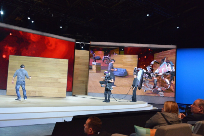 微软全息眼镜最新消息_微软e3全息眼镜_微软发布会全息眼镜