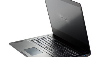 4K屏+i7 6820HK：EVGA 推出 EVGA SC17 电竞游戏笔记本电脑