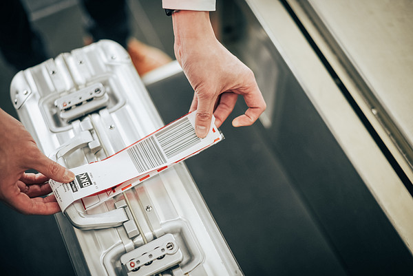 节省时间优化体验:国泰航空 & 港龙航空 推出自助行李托运服务