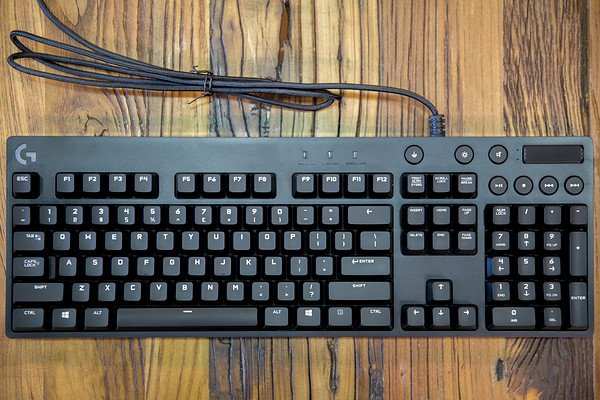 用罗技g610机械键盘搭配罗技g402鼠标合适还是搭配赛睿rival300鼠标