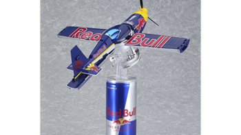 给你一对翅膀：红牛联合GOODSMILE共同推出“变型飞机”