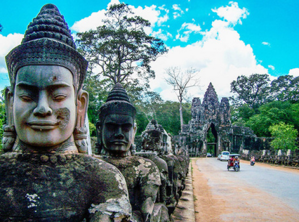 能否揭露高棉微笑的秘密: 吴哥窟 发现 地下城市 