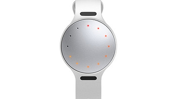游泳圈数测算专利算法：MISFIT 联合 Speedo 发布 Speedo Shine 2 智能手环