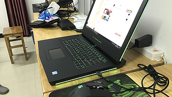 梦想照进现实：Alienware 外星人 ALW15C-R1738 15.6 英寸游戏笔记本电脑