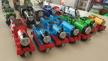 停不下来的收集癖 — 晒下我家娃的各种托马斯小火车玩具