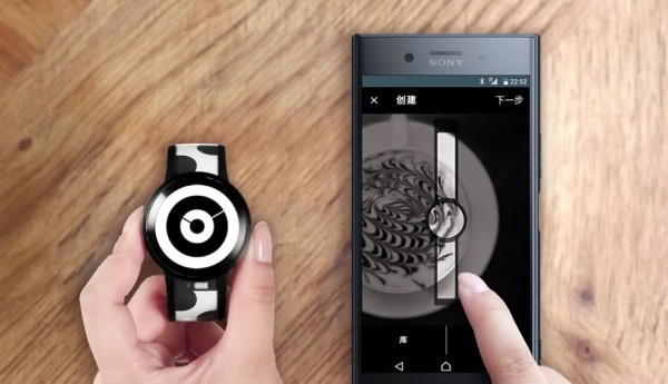 电子墨水表带表盘:SONY 索尼 FES Watch U 智