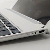 自己组台10寸的Macbook — APPLE 苹果 IPAD AIR+多彩 DELUX 小i无线蓝牙迷你键盘