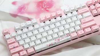 极致唯美樱花粉：Varmilo 阿米洛 在日本开售限量版“樱”机械键盘