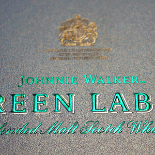 什么酒值得买？带你领略限量版礼盒之美 — Johnnie Walker 绿方双杯礼盒赏析
