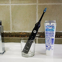用过霍尼韦尔的空气净化器，但他家的电动牙刷你用过吗？(附几种牙刷对比)
