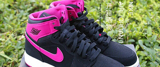 Nike AIR JORDAN 1 情人节限定版高帮篮球鞋开箱晒物