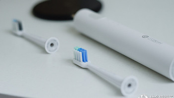 年轻人的第一台电动牙刷——贝医生声波电动牙刷&牙膏测评
