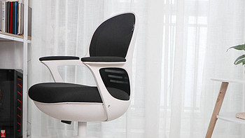 科技客评 篇二十九：小小椅子让居家办公更轻松，黑白调蛋壳椅体验测评