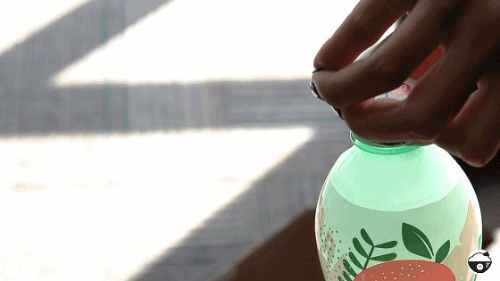 辣味可乐,白酒雪碧,红花油汽水.10款怪味汽水,你