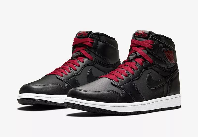 2020年的第一双乔1aj1黑丝绸black02satin发售时间确定