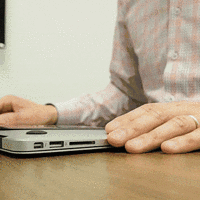 “隐形”笔记本电脑支架～ 超薄超轻～一秒开合便携实用！