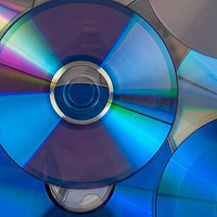 笔点聊科技 篇七：CD光盘会消失吗？为什么实体唱片越来越喜欢做U盘专辑？