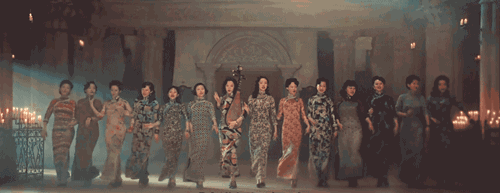 比如《金陵十三钗》里的倪妮.