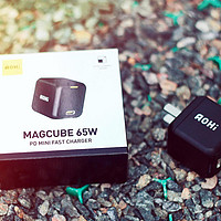 小身材大智慧：Aohi Magcube 65W微型大功率充电器