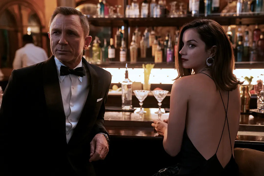 圆桌采访丹尼尔克雷格007已经成为我生命中很大的一部分