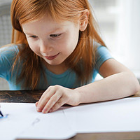 父女手记 篇十七：儿童学习书桌选购小课堂——电动、手摇、气动升降之争