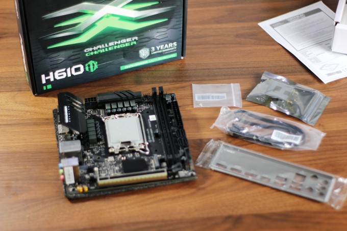 铭瑄挑战者h610itx主板