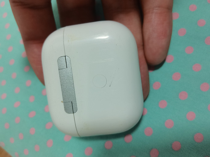 21:33:40这是我今年新入手的苹果airpods3半入耳式无线蓝牙耳机,效果