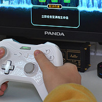 最舒适的游戏外设 莱仕达无线手柄P6 三模连接一机搞定