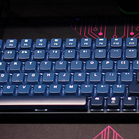 Neo的务实外设指南 篇129：轻薄高颜值的效率神器 - 绿联 KU102矮轴机械键盘