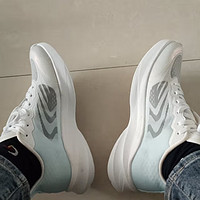 我的运动主场，分享一种主打轻便减震的运动跑鞋——乔丹QIAODAN氢速3.0运动跑鞋鞋