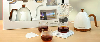 Brewista手冲咖啡礼盒套装，包含温控咖啡壶，滤杯，分享壶，电子秤套装