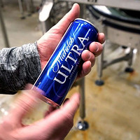 資訊：百威英博將低卡啤酒品牌Michelob Ultra升級為全球品牌