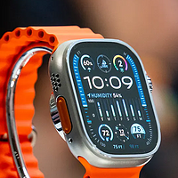 数码评测 篇九十八：近距离接触Apple Watch Ultra2：2代看起来很酷，但并没有太大变化