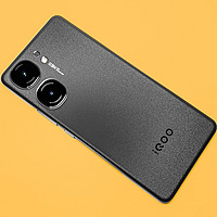 iQOO Neo9：两千元档就能买骁龙8 Gen2，加量不加价的直屏真香机