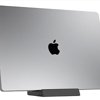 蘋果新款 M3 MacBook Air 散熱不好，但使用散熱器性能提升明顯