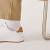 好鞋推薦 篇一：【京東京造新品上市】——小白鞋界的新寵兒，抗菌時尚一步到位！