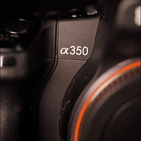 聊聊摄影 篇九：老相机分享1490w像素ccd单反，不一样的色彩
