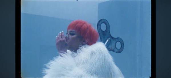 权志龙新歌《DRAMA》发布，中文歌词成粉丝新宠