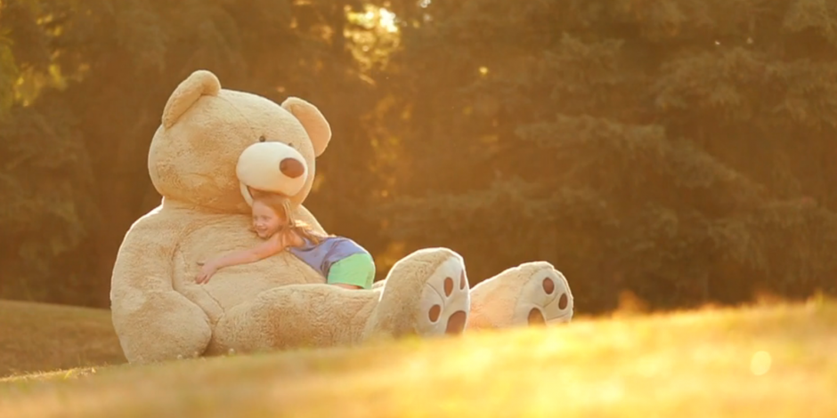 大到能当床睡：Costco 2.36米庞然巨熊即将上市 售价179.99美元