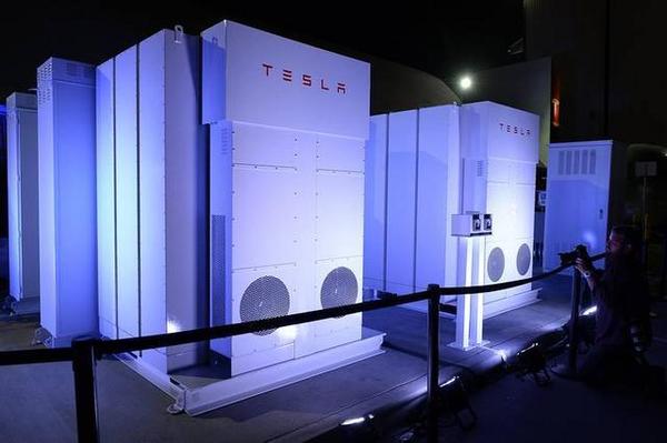 售价3000美元起 特斯拉发布家庭电池能量墙powerwall