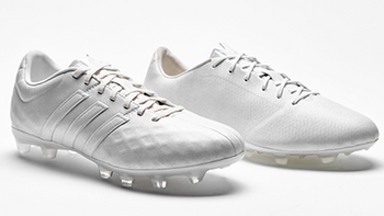 极致纯白色诱惑：adidas Soccer 发布 2015“No Dye系列限量套装