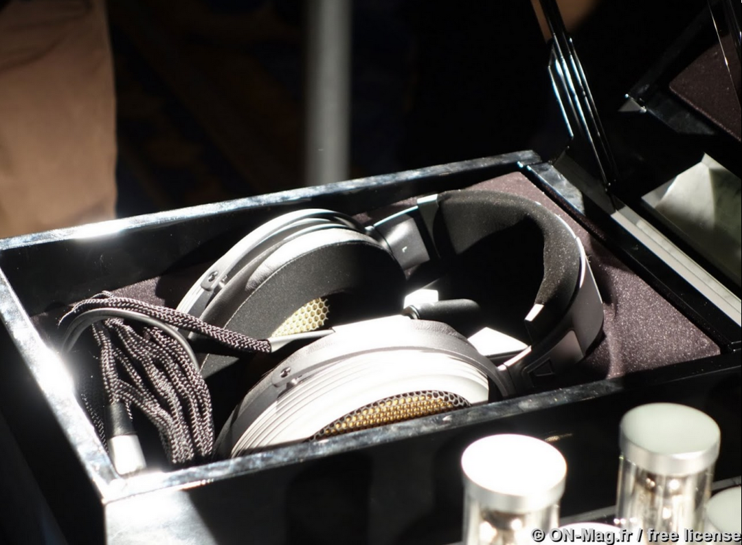 这次上核电还是火电sennheiser森海塞尔展出第二代orpheus奥菲斯耳机