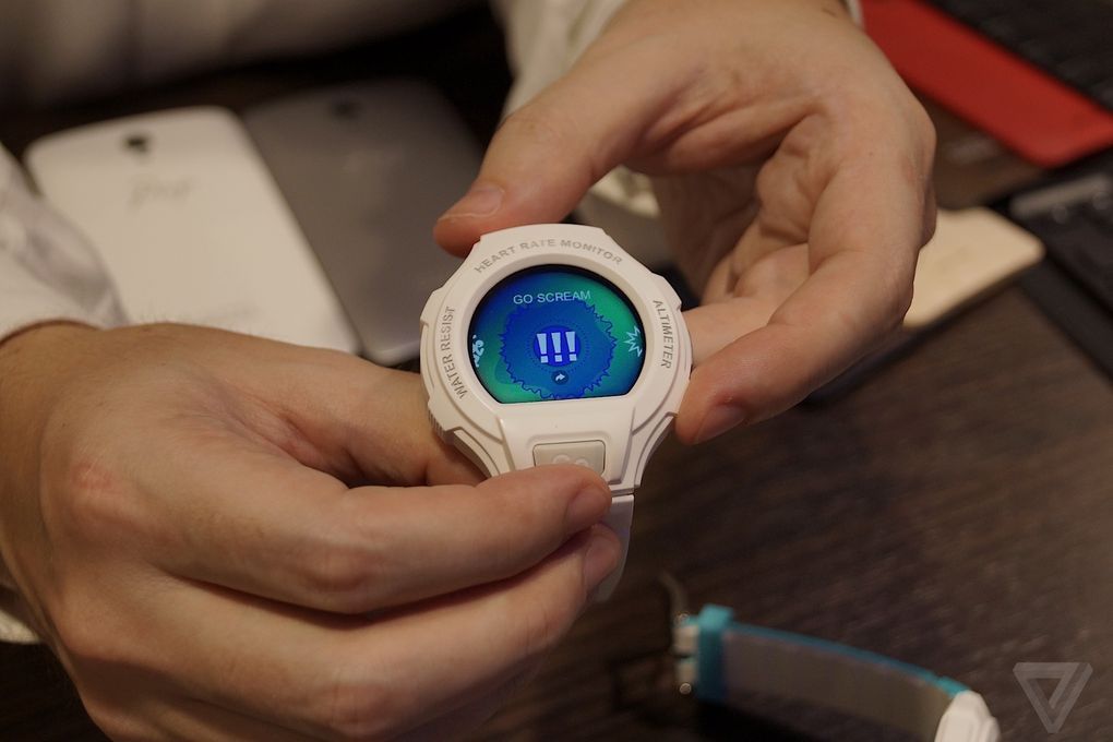 我不是G-SHOCK：ALCATEL 阿尔卡特 发布 三防智能手表Go Watch