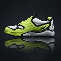重塑经典：Nike 复刻 Air Zoom Talaria 运动鞋