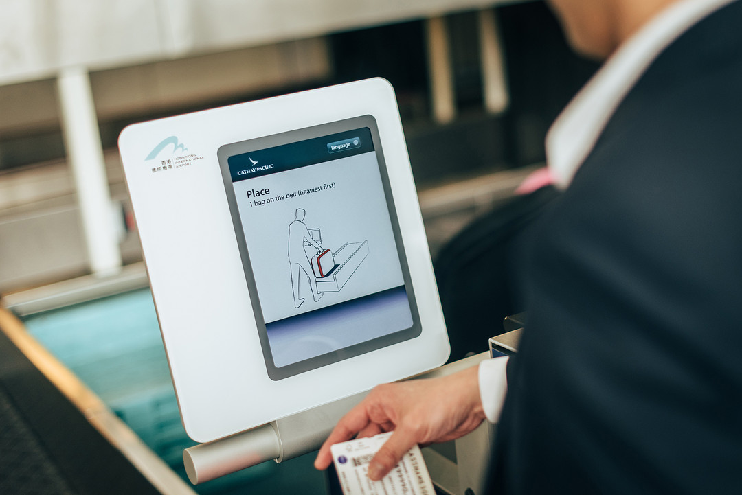 节省时间优化体验：国泰航空 & 港龙航空 推出自助行李托运服务