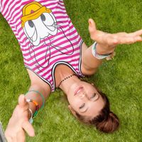 以唐老鸭情侣档为主题:adidas NEO 联合 Disney 推出夏日系列
