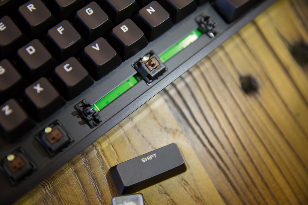 《到站秀》第46弹：Logitech 罗技 G810/G610 机械键盘 G900 双模鼠标