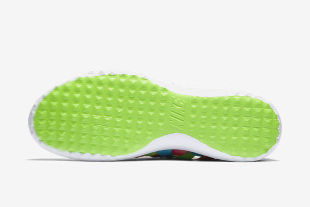编织一双缤纷夏日:NIKE 耐克 Juvenate Woven Premium Multicolor 多彩配色 释出
