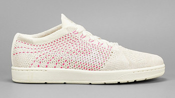 白中透粉：Nike Tennis Classic Ultra Flyknit  鞋款 推出 sail/white 新配色 