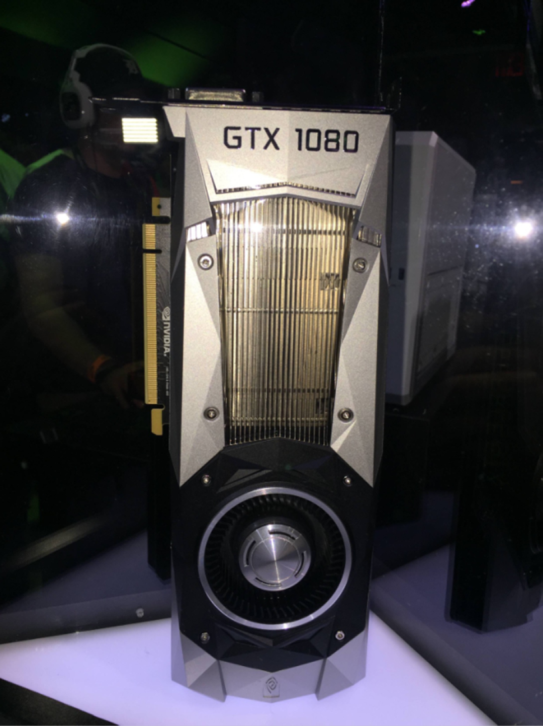帕斯卡游戏卡登场:NVIDIA 英伟达 发布 GTX 1080 显卡
